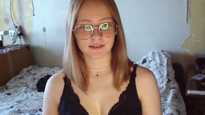 EasterRusser live cam on Cam4