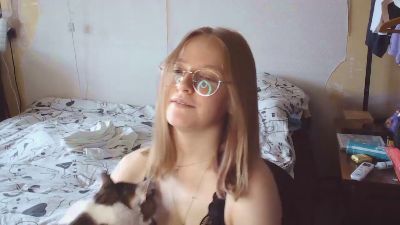 EasterRusser live cam on Cam4