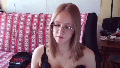 EasterRusser live cam on Cam4