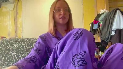 EasterRusser live cam on Cam4