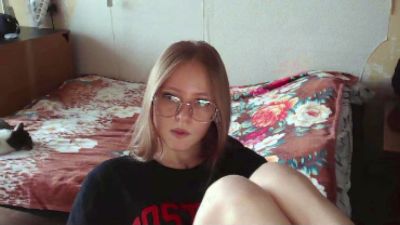 EasterRusser live cam on Cam4