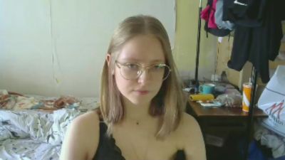 EasterRusser live cam on Cam4