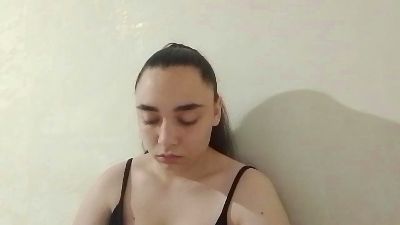 EasterTuai live cam on Cam4