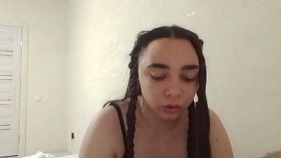 EasterTuai live cam on Cam4