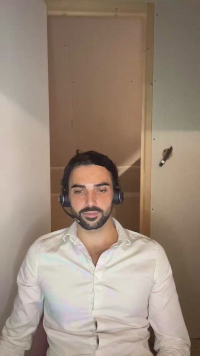 Eauminerale live cam on Cam4