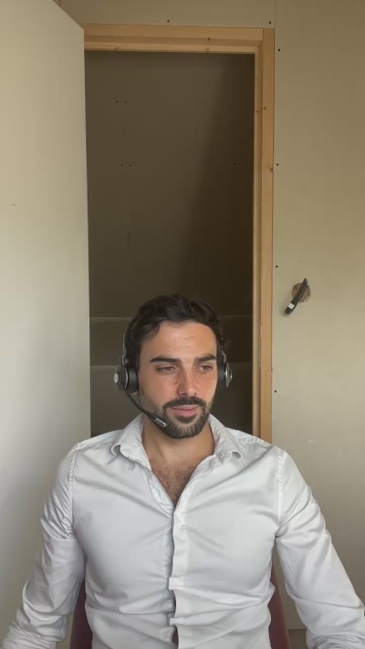 Eauminerale live cam on Cam4
