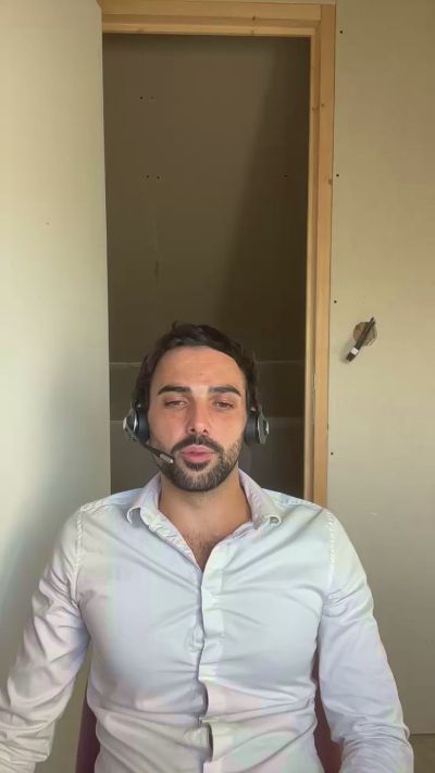 Eauminerale live cam on Cam4