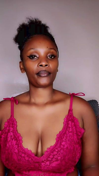 Ebbonylover live cam on Cam4