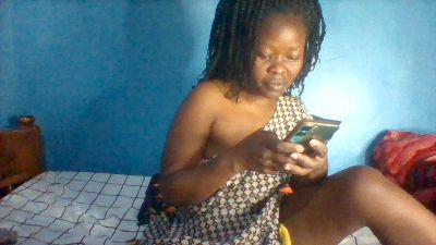 Ebon_fantasy live cam on Cam4