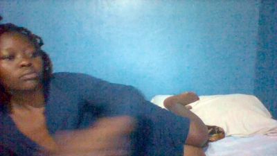 Ebon_fantasy live cam on Cam4
