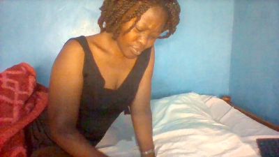 Ebon_fantasy live cam on Cam4