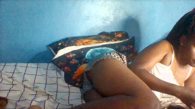 Ebon_fantasy live cam on Cam4