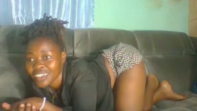 Ebon_fantasy live cam on Cam4