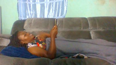 Ebon_fantasy live cam on Cam4
