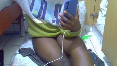 Ebony_melanin live cam on Cam4