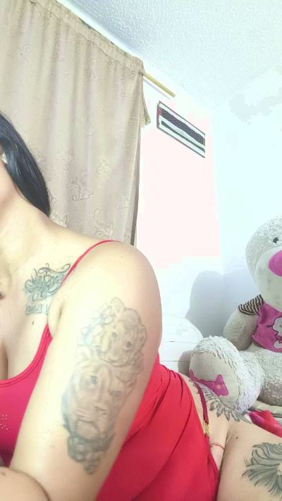 Ebonysummer_ live cam on Cam4