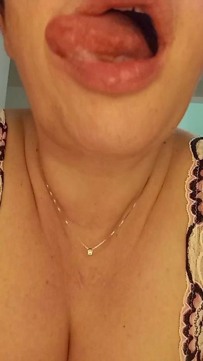 Eccitata77 live cam on Cam4