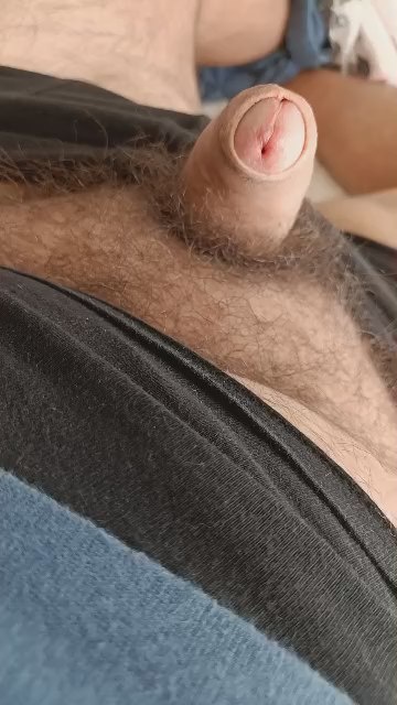 Eccoqua46 live cam on Cam4