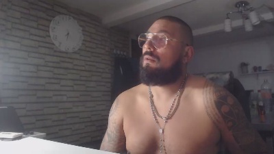 Edgarram83 live cam on Cam4