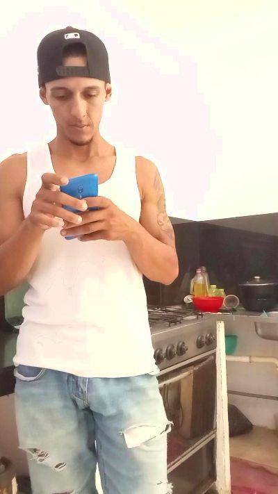 Edi1923 live cam on Cam4