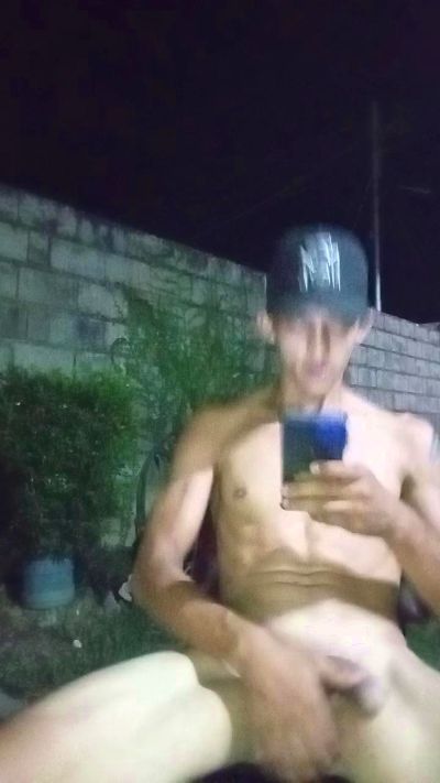 Edi1923 live cam on Cam4