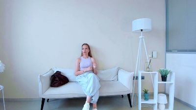 EdieAprigliano live cam on Cam4