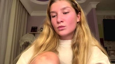 EdieBoccio live cam on Cam4