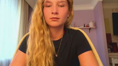 EdieBoccio live cam on Cam4