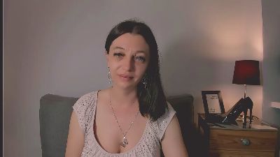 EdieFaboulous live cam on Cam4