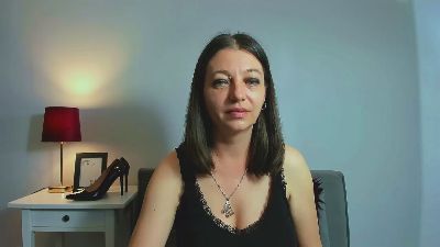 EdieFaboulous live cam on Cam4