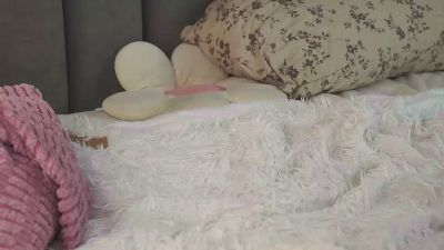 EdinaFairleigh live cam on Cam4