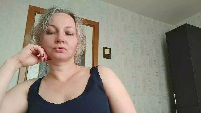 EdithManning live cam on Cam4