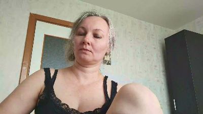 EdithManning live cam on Cam4