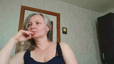EdithManning live cam on Cam4