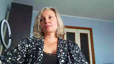 EdithManning live cam on Cam4