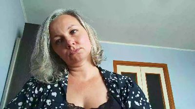 EdithManning live cam on Cam4