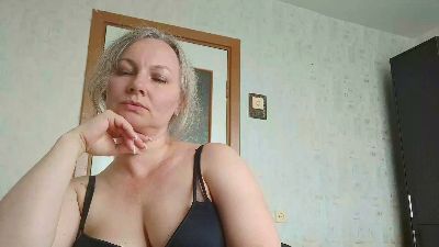EdithManning live cam on Cam4