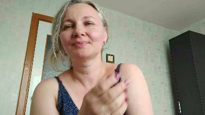 EdithManning live cam on Cam4