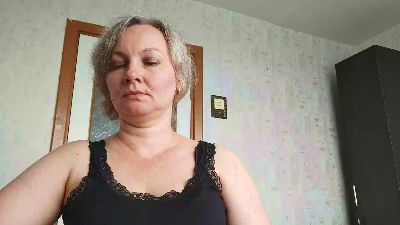 EdithManning live cam on Cam4