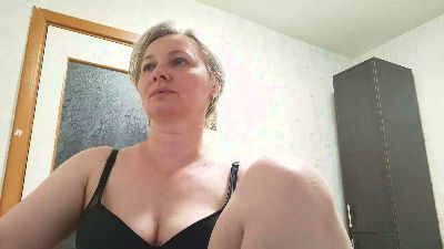 EdithManning live cam on Cam4