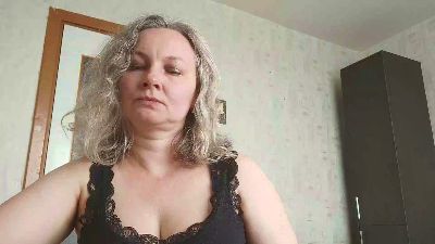 EdithManning live cam on Cam4