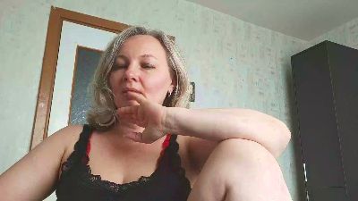 EdithManning live cam on Cam4