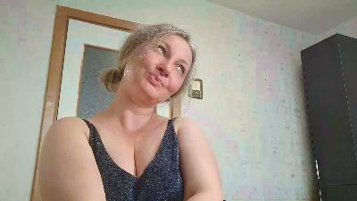 EdithManning live cam on Cam4