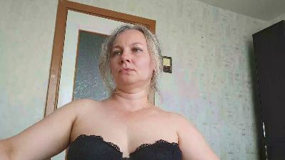 EdithManning live cam on Cam4
