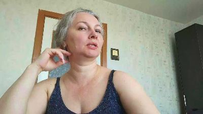 EdithManning live cam on Cam4