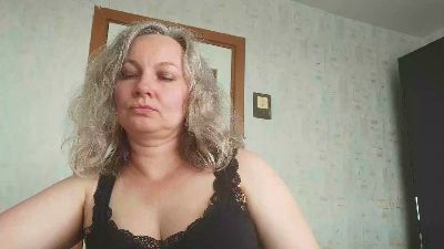 EdithManning live cam on Cam4