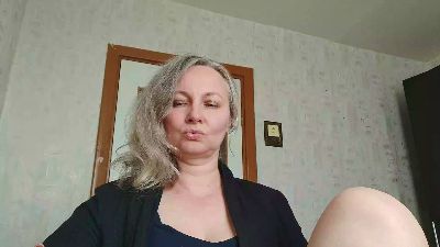 EdithManning live cam on Cam4