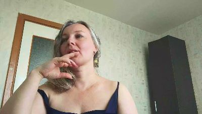 EdithManning live cam on Cam4