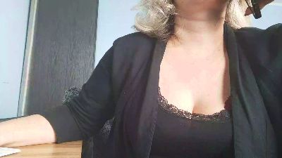 EdithManning live cam on Cam4