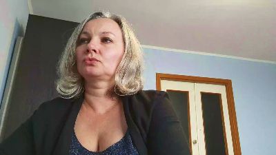 EdithManning live cam on Cam4